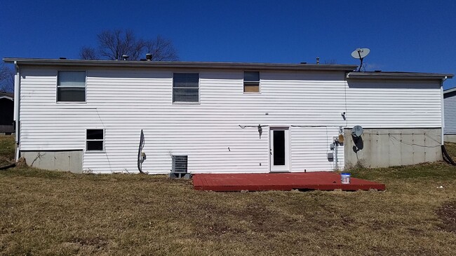4960 N Burning Bush Ct in Columbia, MO - Building Photo - Building Photo