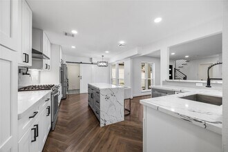 15731 Steamboat Ln in Houston, TX - Building Photo - Building Photo