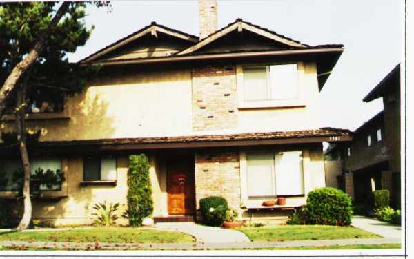 3581 Howard Ave in Los Alamitos, CA - Building Photo - Building Photo