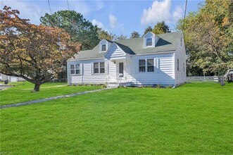 1345 E Norcova Dr in Norfolk, VA - Building Photo - Building Photo