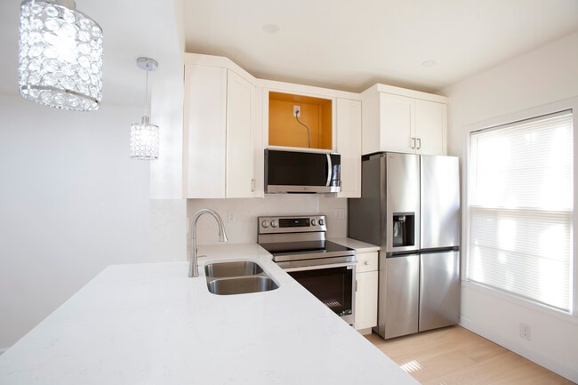 property at 1609 Deford Bailey Ave