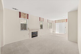 2636 Fallcreek Ct in Simi Valley, CA - Building Photo - Building Photo