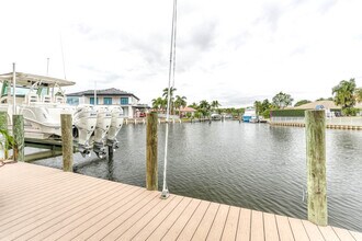 12293 Coconut Row in West Palm Beach, FL - Building Photo - Building Photo