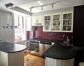 25 Palmer Sq W, Unit E in Princeton, NJ - Building Photo - Building Photo