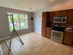 4821 Wembley Way in Owensboro, KY - Foto de edificio - Building Photo