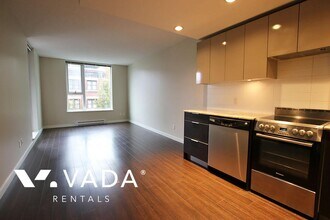1919 Wylie St in Vancouver, BC - Building Photo - Building Photo