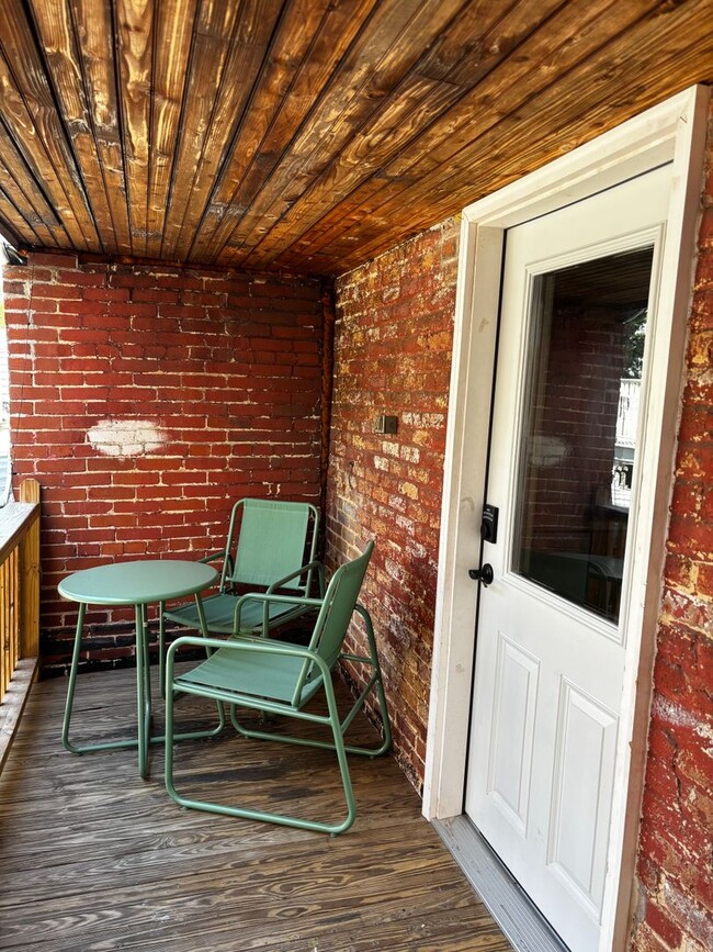 69 E Louther St in Carlisle, PA - Building Photo - Building Photo