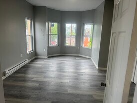 506 4th St, Unit 4 in Fairmont, WV - Building Photo