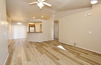 11644 W Mount Hood Ave in Nampa, ID - Building Photo - Building Photo