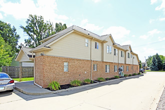 Rosevillas in Roseville, MI - Building Photo - Building Photo