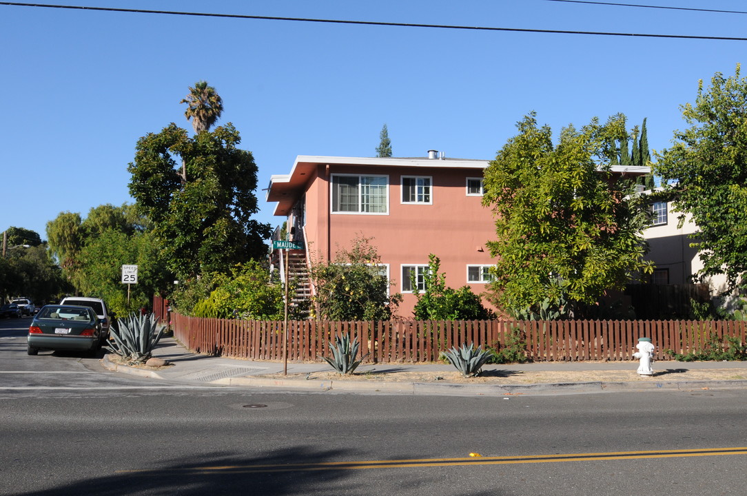 549-553 E Maude Ave in Sunnyvale, CA - Building Photo