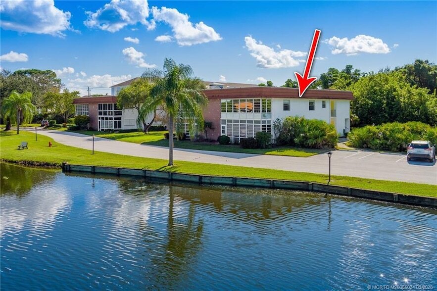 1225 NW 21st St, Unit 8815 in Stuart, FL - Foto de edificio