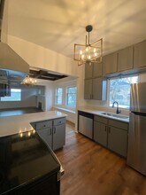 1601-1603 E Illinois Ave in Spokane, WA - Foto de edificio - Building Photo