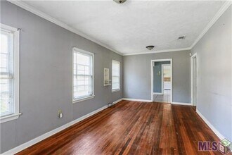 5921 Byron Ave in Baton Rouge, LA - Building Photo - Building Photo