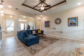 8119 Green Hill Dr in Salado, TX - Building Photo - Building Photo