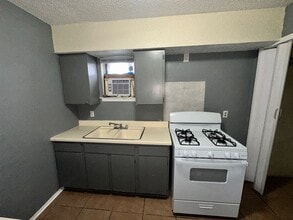 1601 E Central Texas Expy in Killeen, TX - Building Photo - Building Photo