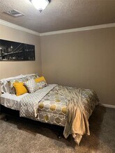 8028 Colonial Ln-Unit -B in Houston, TX - Foto de edificio - Building Photo