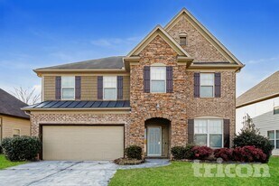 5732 Barrington Run in Union City, GA - Building Photo