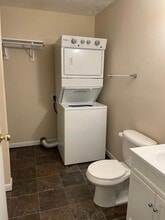 310 Galvin Rd N, Unit 1 in Bellevue, NE - Building Photo - Building Photo