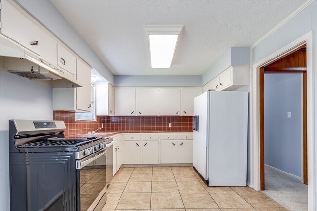 property at 5822 Black Gum Dr