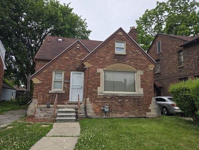property at 5543 Haverhill St