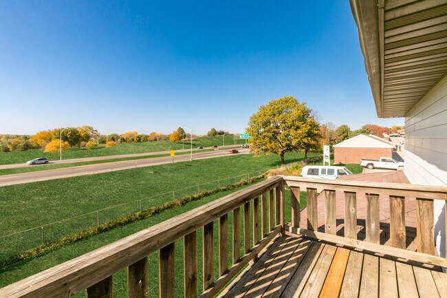 4019 N 7th St-Unit -4 in Lincoln, NE - Building Photo - Building Photo