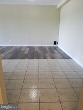 9200 Edwards Way in Hyattsville, MD - Foto de edificio - Building Photo