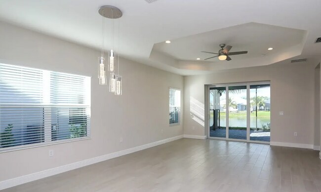 2428 Ariane Dr in Naples, FL - Building Photo - Building Photo