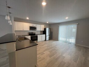 10355 Craven Wy in Galesburg, MI - Building Photo - Building Photo