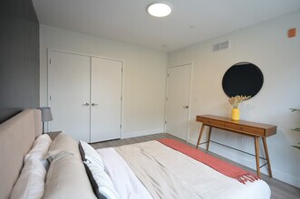 416 Highland Ave in Orange, NJ - Building Photo - Building Photo