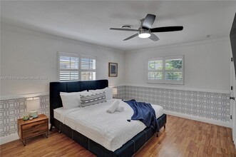 6421 NE 22nd Ave in Fort Lauderdale, FL - Building Photo - Building Photo