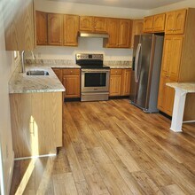 396 Forest St in Dighton, MA - Foto de edificio - Building Photo
