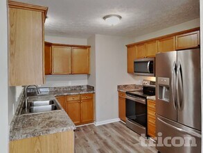 989 Chesire Way in Gallatin, TN - Building Photo - Building Photo