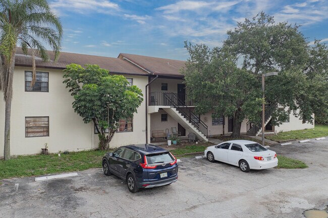 Fountainview Garden Apartments