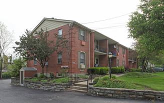 7150 Dunn Rd Apartamentos