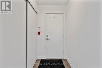 12 Marquette Ave in Toronto, ON - Building Photo - Building Photo