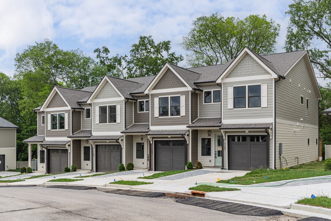 Noble Place Townhomes in Nashville, TN - Foto de edificio