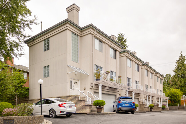 Georgian Court in Port Coquitlam, BC - Building Photo - Building Photo