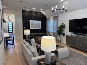 107 Smokebush Trail in Bastrop, TX - Building Photo - Building Photo