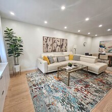 3239 46th St in Astoria, NY - Building Photo - Building Photo