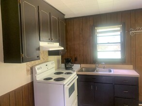 9156 US-17 in Pollocksville, NC - Building Photo - Building Photo