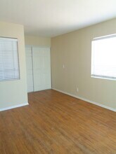 218 Lincoln Ave in Huntington Beach, CA - Building Photo - Building Photo
