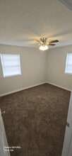 108 W Garden Dr in Iowa Park, TX - Building Photo - Building Photo