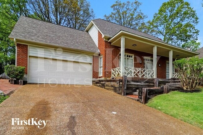 7780 Hawkcrest Dr in Memphis, TN - Building Photo - Building Photo