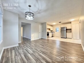 525 Grama Dr in Frankfort, KY - Building Photo - Building Photo