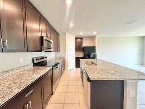 1343 Benevento Dr in Winter Haven, FL - Building Photo - Building Photo