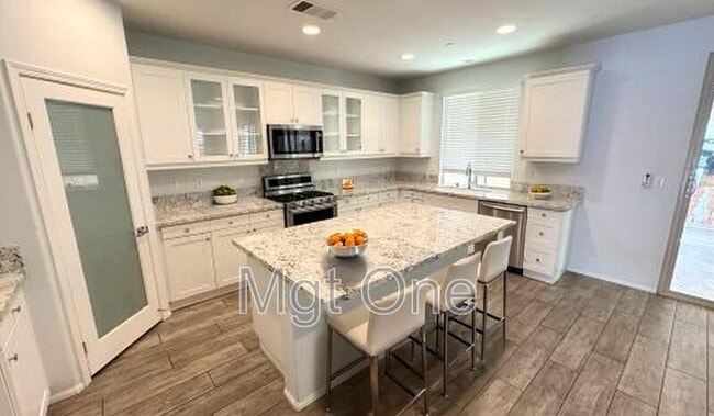 2826 Palma Cir in Corona, CA - Building Photo - Building Photo