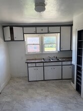 13623 Wadsworth St, Unit Upper in Detroit, MI - Building Photo - Building Photo