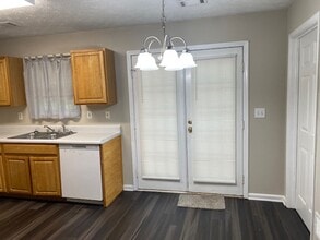 307 Wolf Creek Pl in Locust Grove, GA - Building Photo - Building Photo
