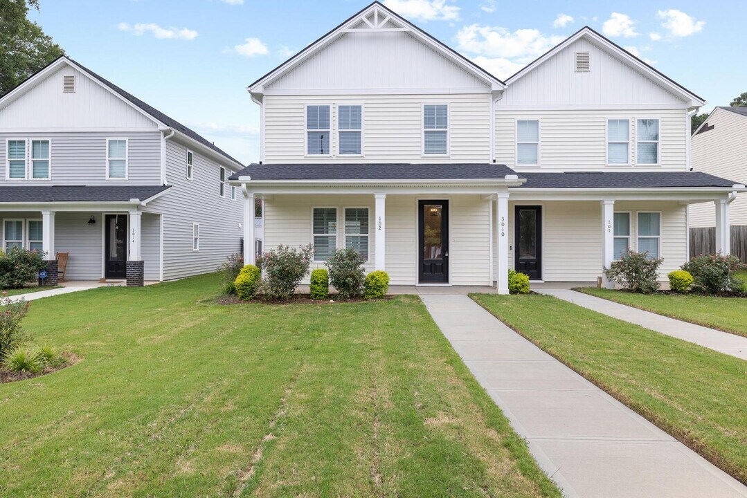 3010 Garner Rd in Raleigh, NC - Building Photo